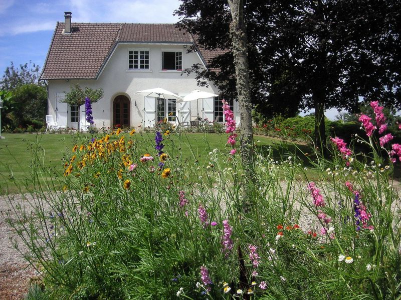 Einzigartiges Haus im Grünen